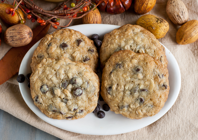 oatmeal-almond-crunch-cookies