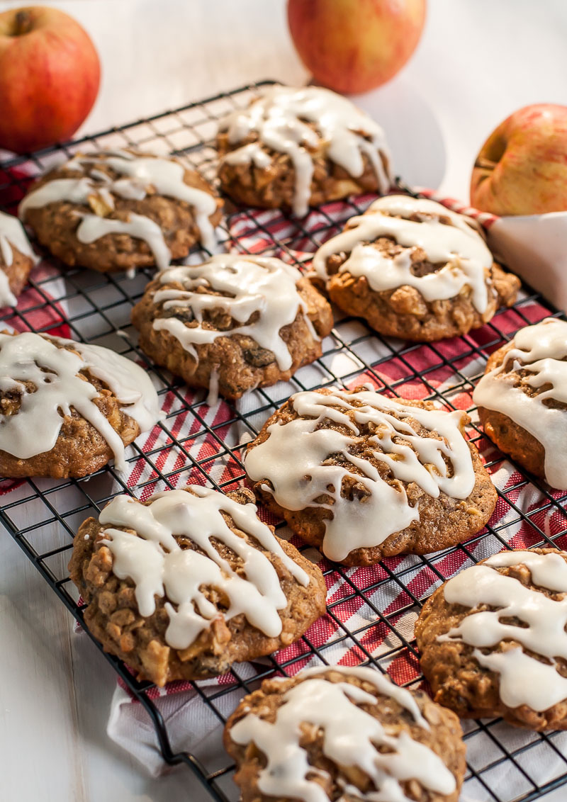 Wholesome Oatmeal Cookie recipe with apple chunks ...