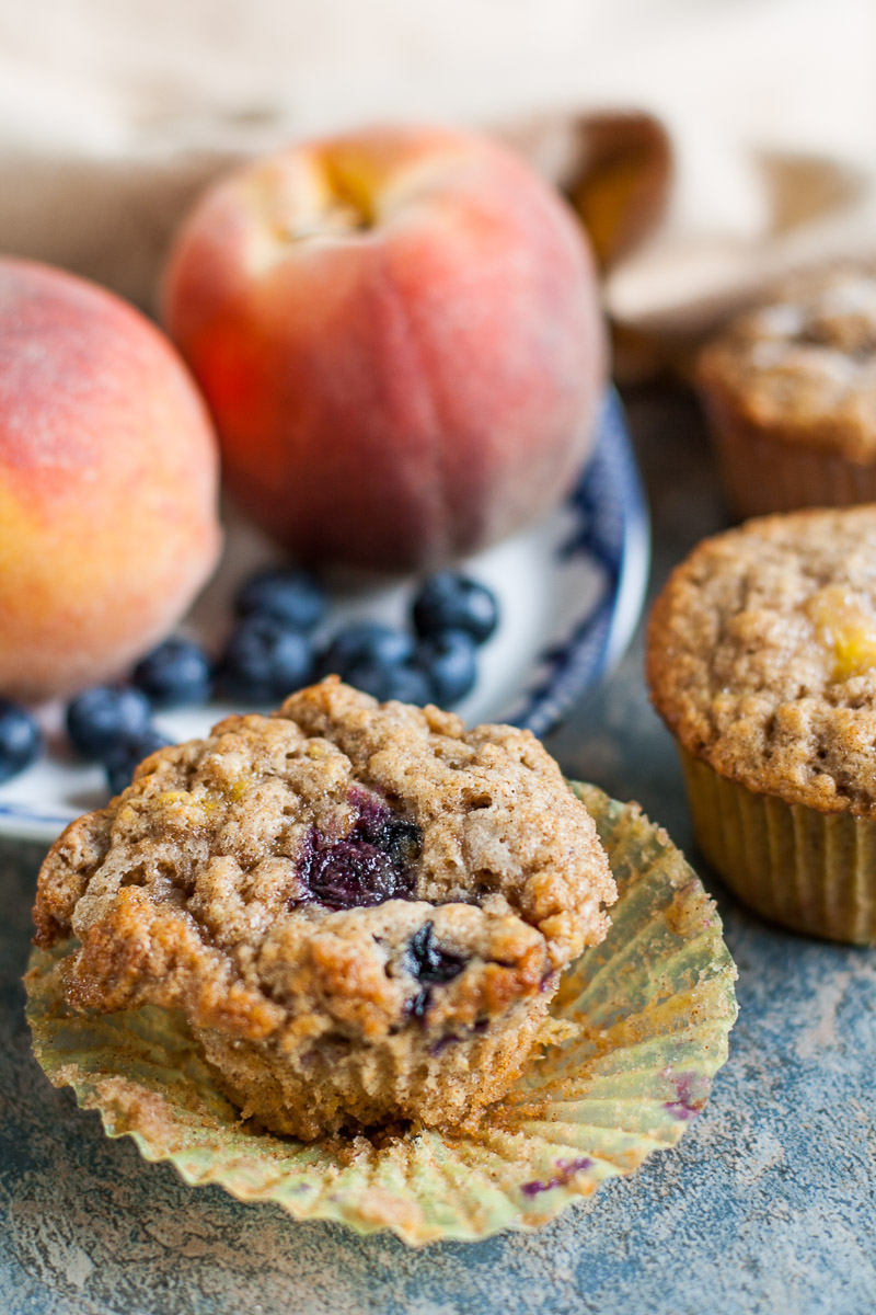 peach blueberry muffins