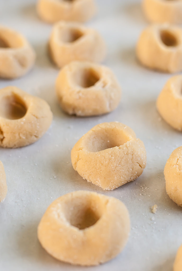 Raspberry and white chocolate thumbprint cookie recipe